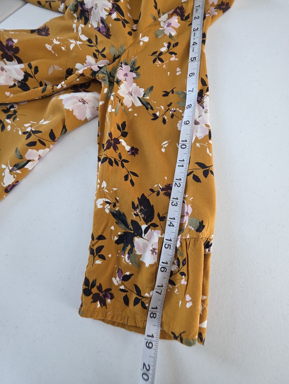 J.Jill Floral Tunic Top Women XS Mustard Yellow V Neck Bell Sleeve Rayon - Picture 10 of 10